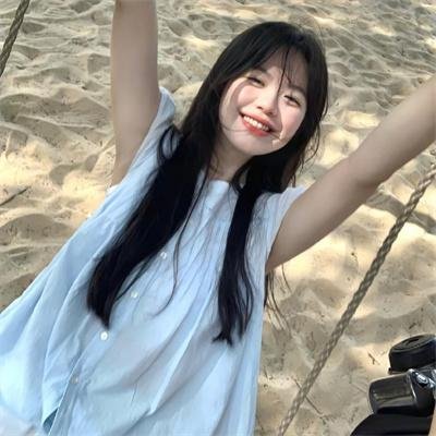 不愿恋爱的雀斑小姐